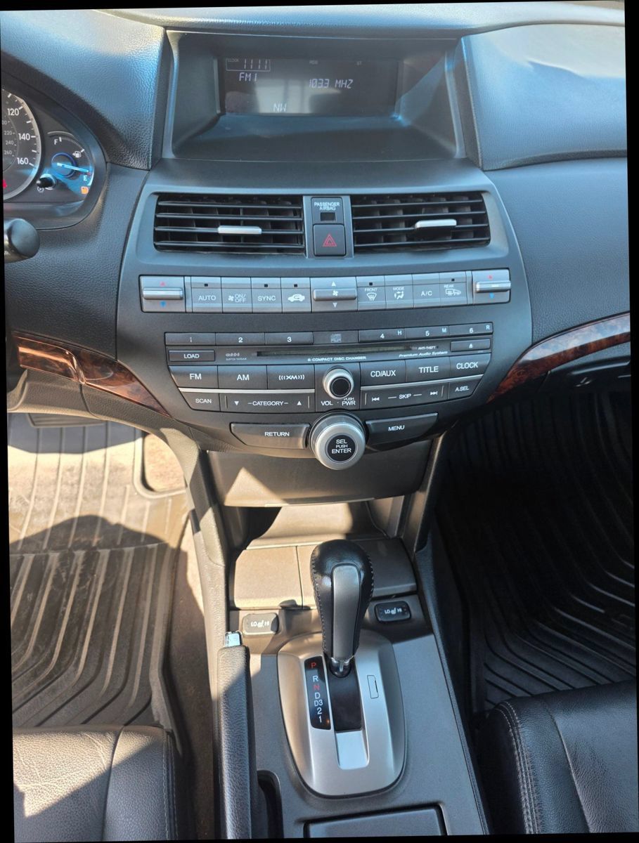 Used 2012 Honda Crosstour EX-L image 12
