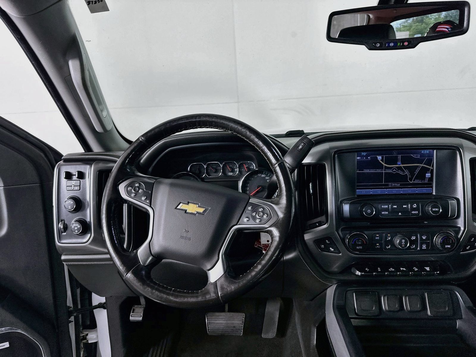 Used 2018 Chevrolet Silverado 2500 LTZ w/ Duramax Plus Package AWD/4WD image 22