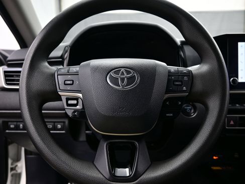 Used 2025 Toyota Camry LE FWD image 23