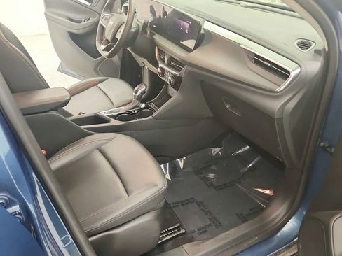 Used 2024 Buick Encore GX Sport Touring image 35