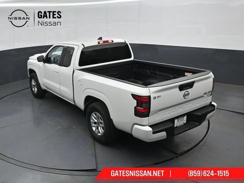 Used 2024 Nissan Frontier SV AWD/4WD image 47