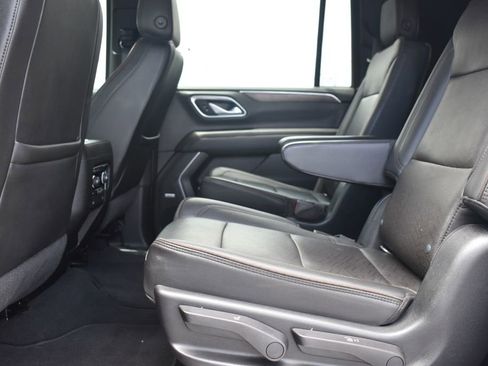 Used 2021 Chevrolet Suburban High Country w/ Premium Package AWD/4WD image 13