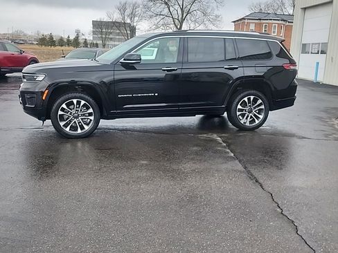 Used 2021 Jeep Grand Cherokee L Overland w/ Luxury Tech Group IV image 4