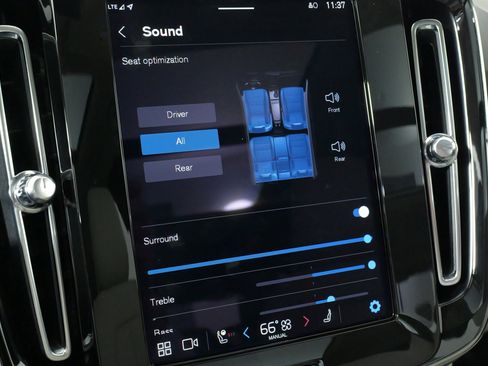 Used 2024 Volvo XC40 B5 Plus w/ Climate Package image 52