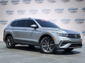 Used 2023 Volkswagen Tiguan SE FWD video 2