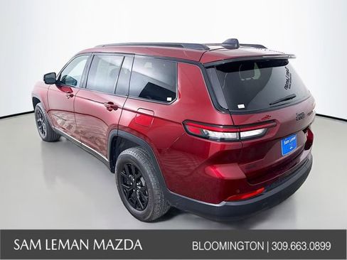 Used 2024 Jeep Grand Cherokee L Altitude image 5