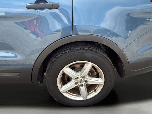 Used 2018 Ford Explorer FWD image 32