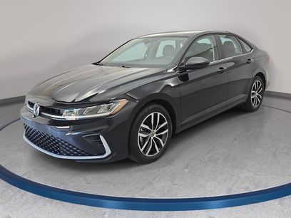 Certified 2025 Volkswagen Jetta SE w/ Sunroof Package