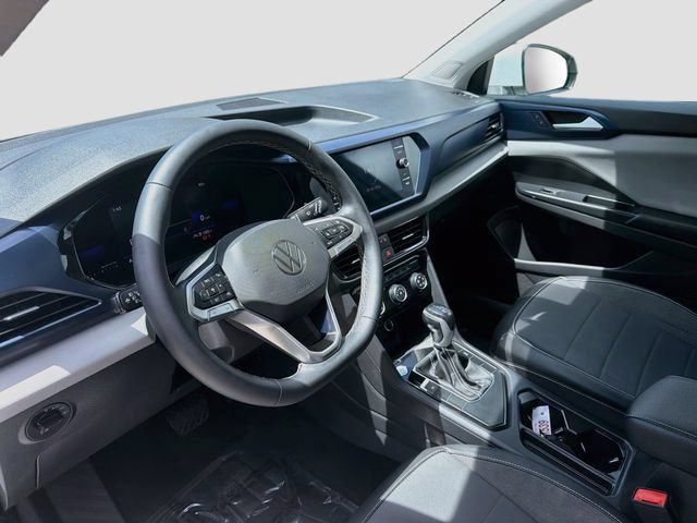 Used 2023 Volkswagen Taos SE FWD image 9