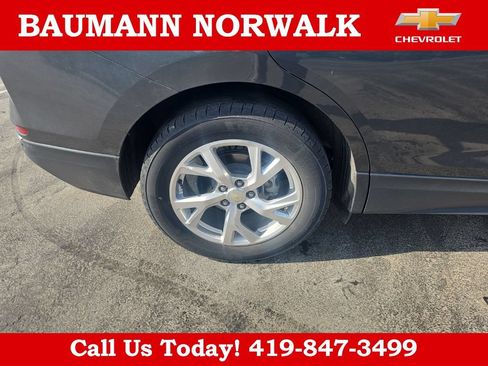 Used 2021 Chevrolet Equinox Premier FWD image 18