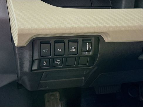 Used 2022 Subaru Ascent Premium w/ Convenience Package image 15