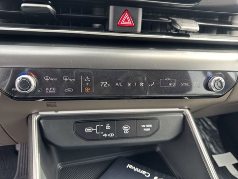 New 2026 Kia Carnival LX image 19
