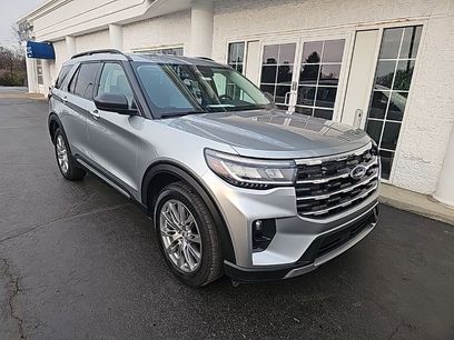 Used 2025 Ford Explorer Active w/ Active Comfort Package