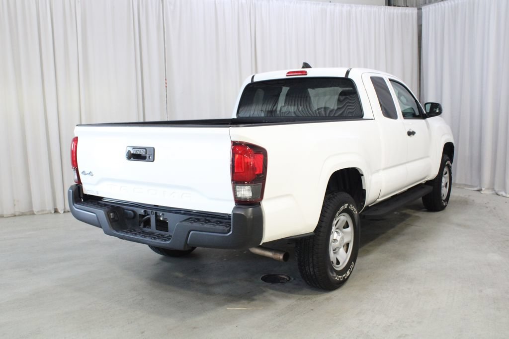 Used 2020 Toyota Tacoma SR AWD/4WD image 24