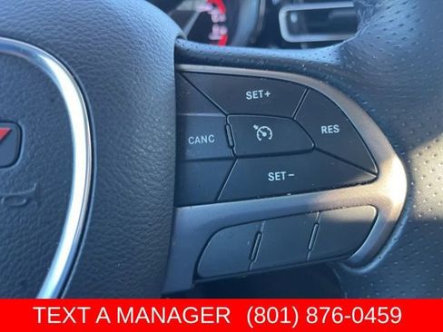 Used 2022 Dodge Durango SXT w/ Anodized Platinum Package AWD/4WD image 24