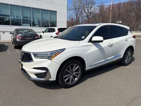 Used 2019 Acura RDX AWD w/ Technology Package image 2