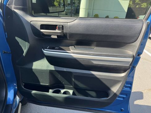 Used 2017 Toyota Tundra SR5 image 19