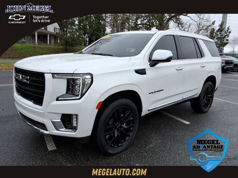 Certified 2023 GMC Yukon SLT w/ SLT Premium Package image 1