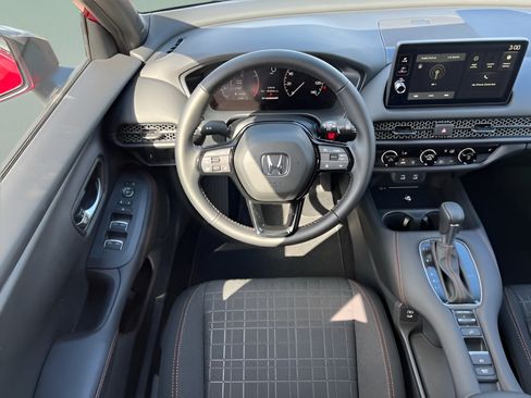 Certified 2026 Honda HR-V Sport image 13