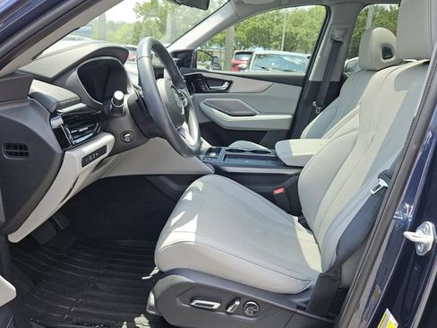 Certified 2025 Acura MDX FWD w/ Technology Package image 3