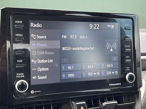 Used 2022 Toyota Corolla LE image 30