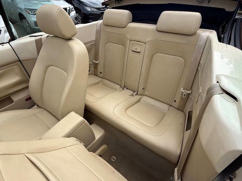 Used 2004 Volkswagen Beetle GLS FWD image 45