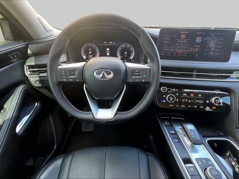 Used 2023 INFINITI QX60 Sensory w/ Vision Package AWD/4WD image 6