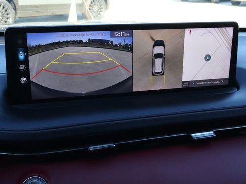 Used 2023 Genesis GV70 2.5T w/ Sport Prestige Package image 30