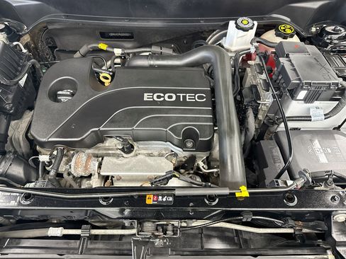 Used 2020 Chevrolet Equinox LS FWD image 31