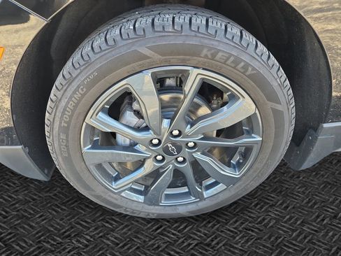 Used 2022 Chevrolet Equinox RS w/ RS Leather Package FWD image 11