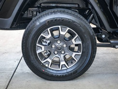 New 2026 Jeep Gladiator Sport image 11