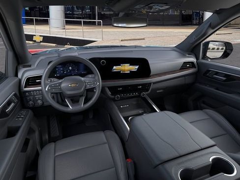 New 2026 Chevrolet Suburban LT AWD/4WD image 15