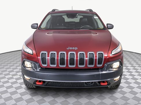 Used 2016 Jeep Cherokee Trailhawk w/ Comfort/Convenience Group image 2