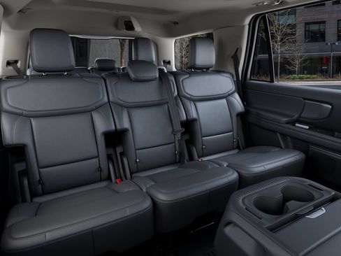 New 2027 Ford Expedition Active AWD/4WD image 11