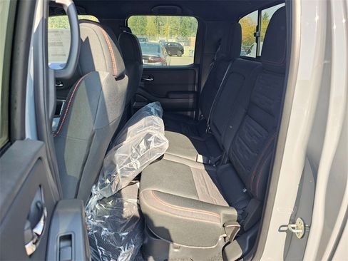 New 2025 Nissan Frontier PRO-4X w/ Interior Protection Package image 20
