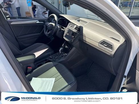 Used 2024 Volkswagen Tiguan SE R-Line AWD/4WD image 18
