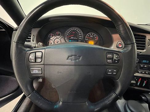 Used 2001 Chevrolet Monte Carlo SS w/ High Sport Appearance Pkg FWD image 85