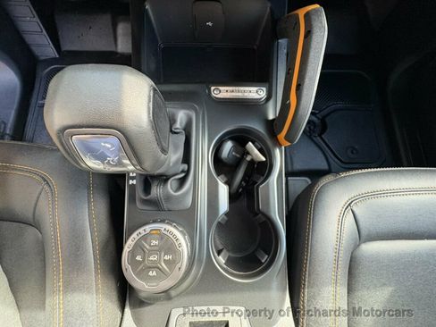 Used 2024 Ford Bronco Badlands AWD/4WD image 29