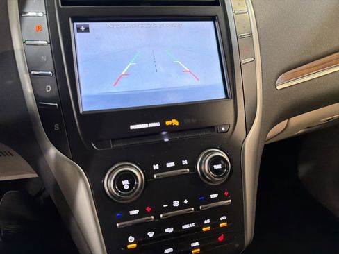 Used 2019 Lincoln MKC Select w/ Select Plus Package image 19