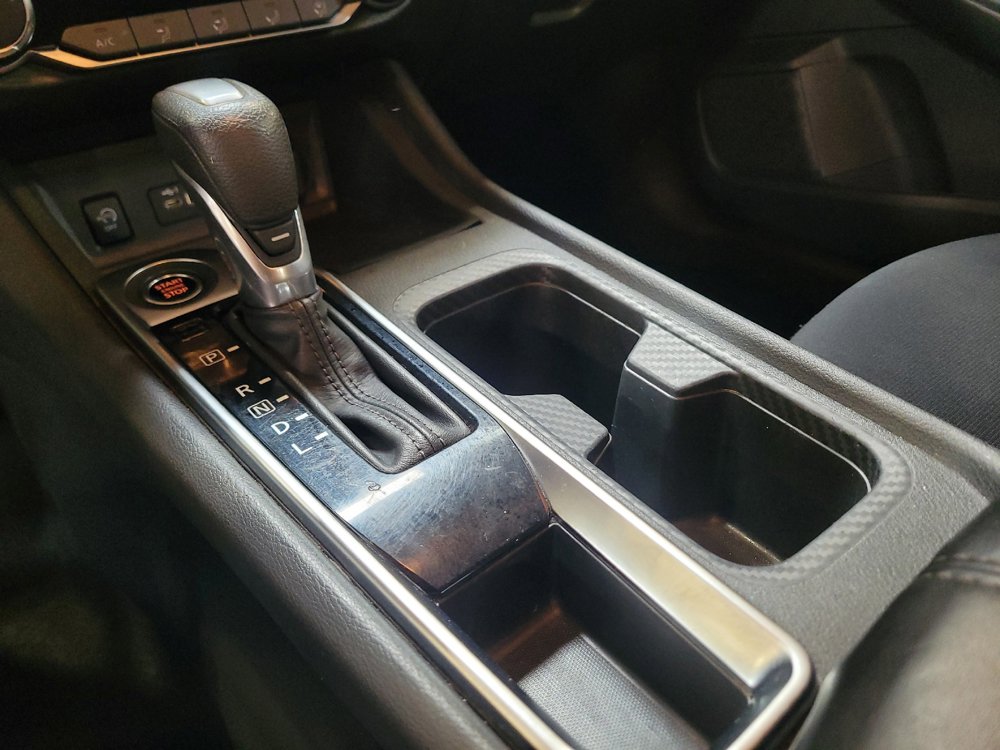 Used 2025 Nissan Sentra SV FWD image 26