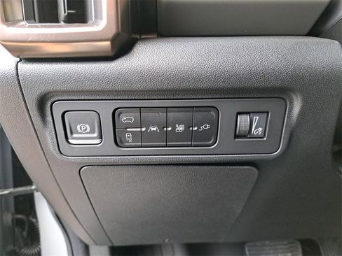 New 2025 GMC Hummer EV 2X w/ Extreme Off-Road Package image 21