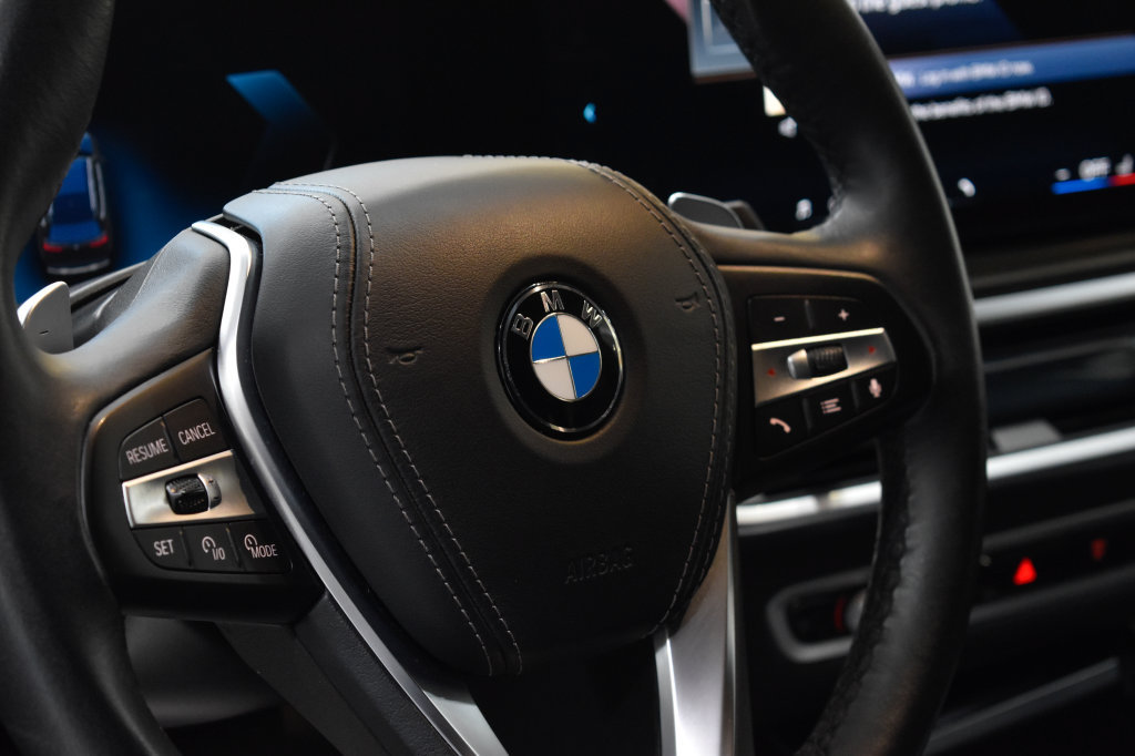 Used 2026 BMW X5 xDrive40i AWD/4WD image 24