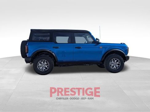 Used 2023 Ford Bronco Badlands image 5