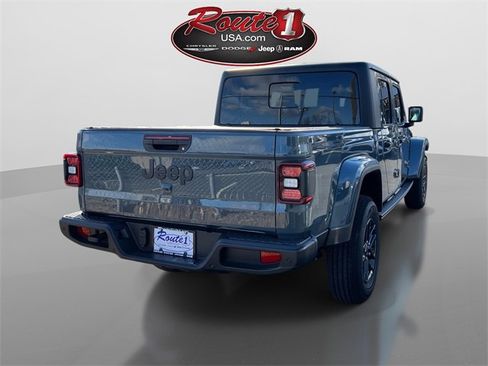 New 2026 Jeep Gladiator Sport image 10