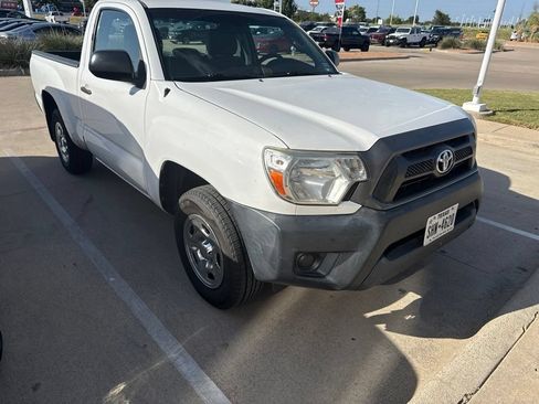 Used 2012 Toyota Tacoma 2WD Regular Cab image 1