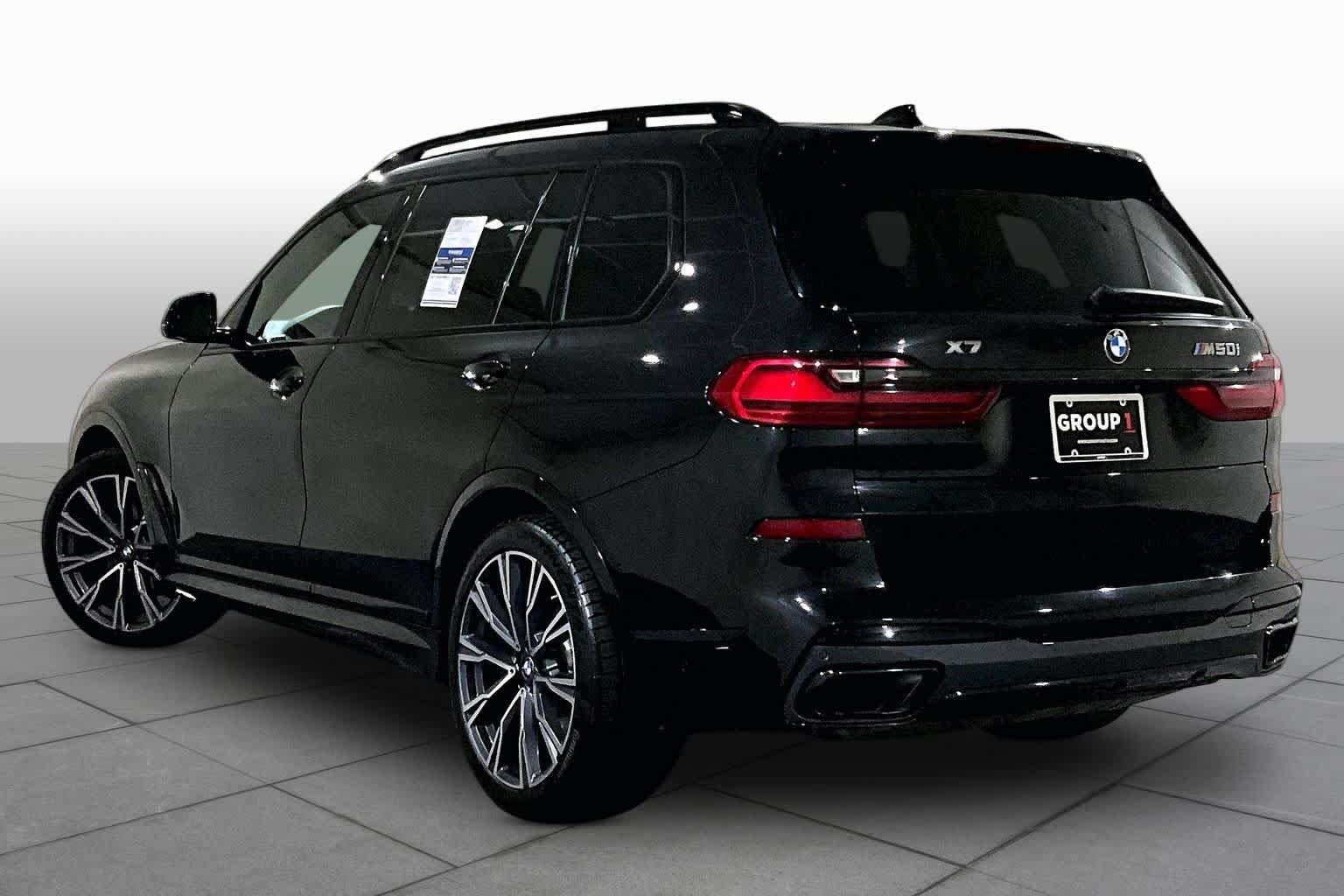 Used 2022 BMW X7 M50i AWD/4WD image 11