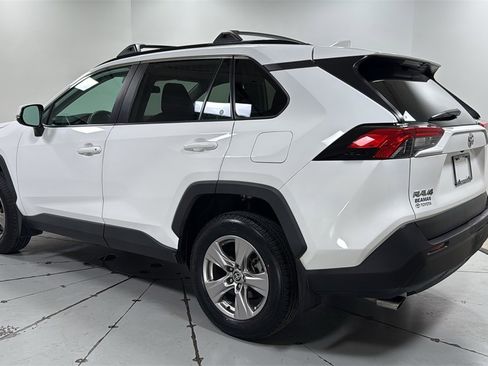 Used 2022 Toyota RAV4 XLE image 7