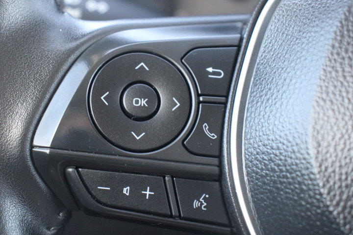 Certified 2025 Toyota Corolla Cross LE FWD image 23