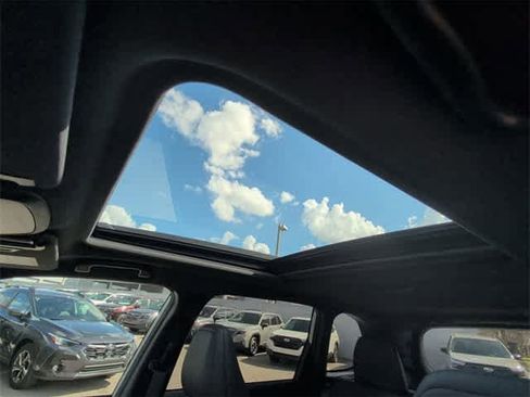 Certified 2025 Subaru Forester Limited w/ Protection Package image 18