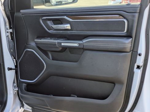 Used 2021 RAM 1500 Laramie AWD/4WD image 27